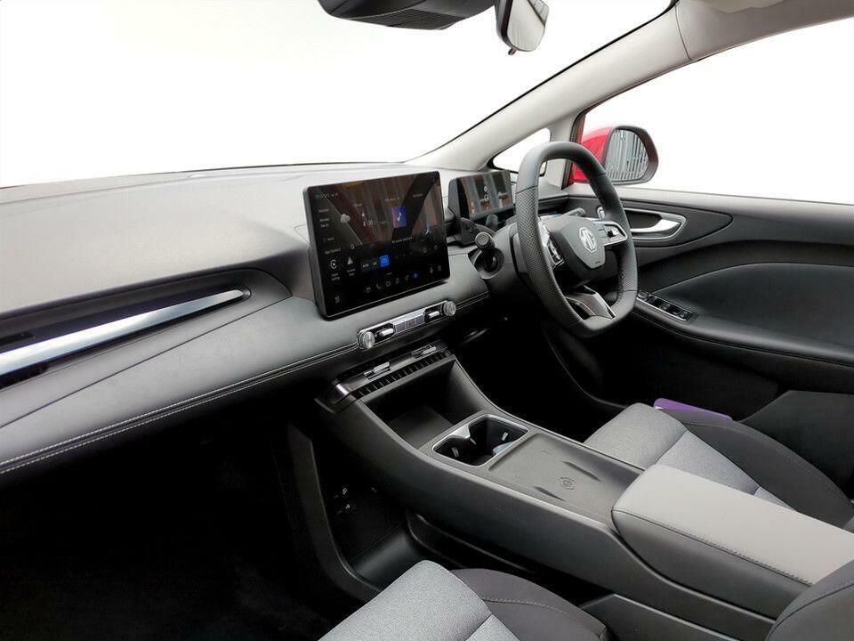 MG MG4 42.8Kwh Comfort Standard Range Red #6