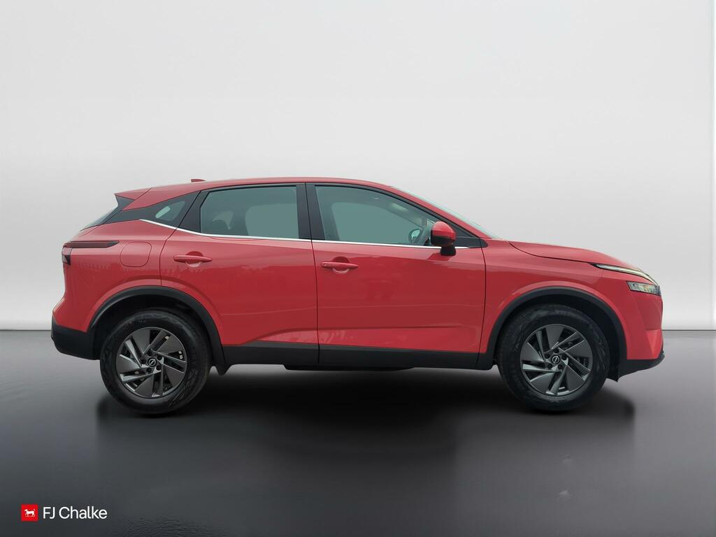 Nissan Qashqai 1.3 Dig-t Mhev Acenta Premium Euro 6 Ss Red #2