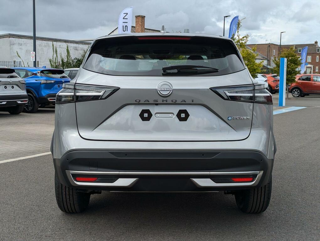 Nissan Qashqai 1.5 H E-power Acenta Premium Euro 6 Ss Silver #4