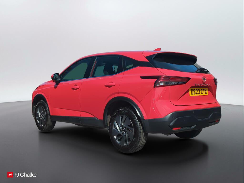 Nissan Qashqai 1.3 Dig-t Mhev Acenta Premium Euro 6 Ss DS23CTX Red #4