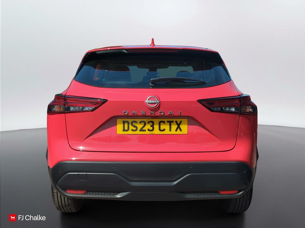 Nissan Qashqai 1.3 Dig-t Mhev Acenta Premium Euro 6 Ss DS23CTX Red #6