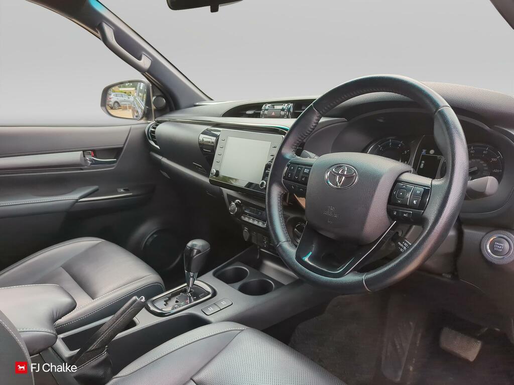 Toyota HILUX 2.8 D-4d Invincible X Double Cab Pickup 4Wd E Black #10