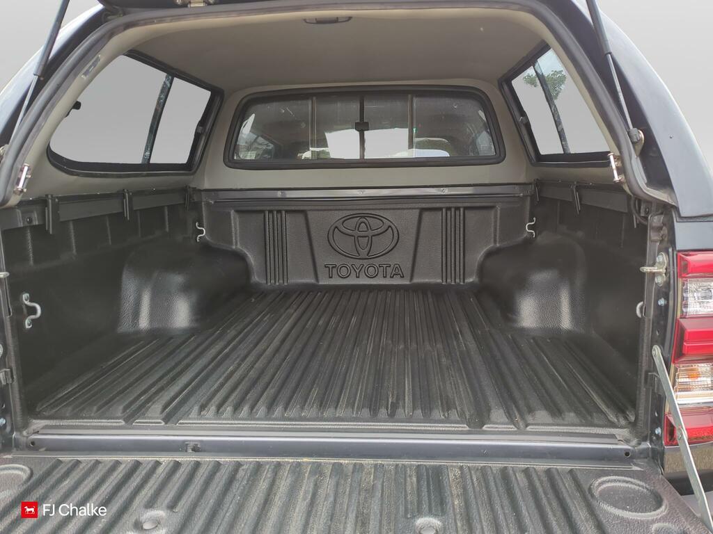 Toyota HILUX 2.8 D-4d Invincible X Double Cab Pickup 4Wd E Black #8