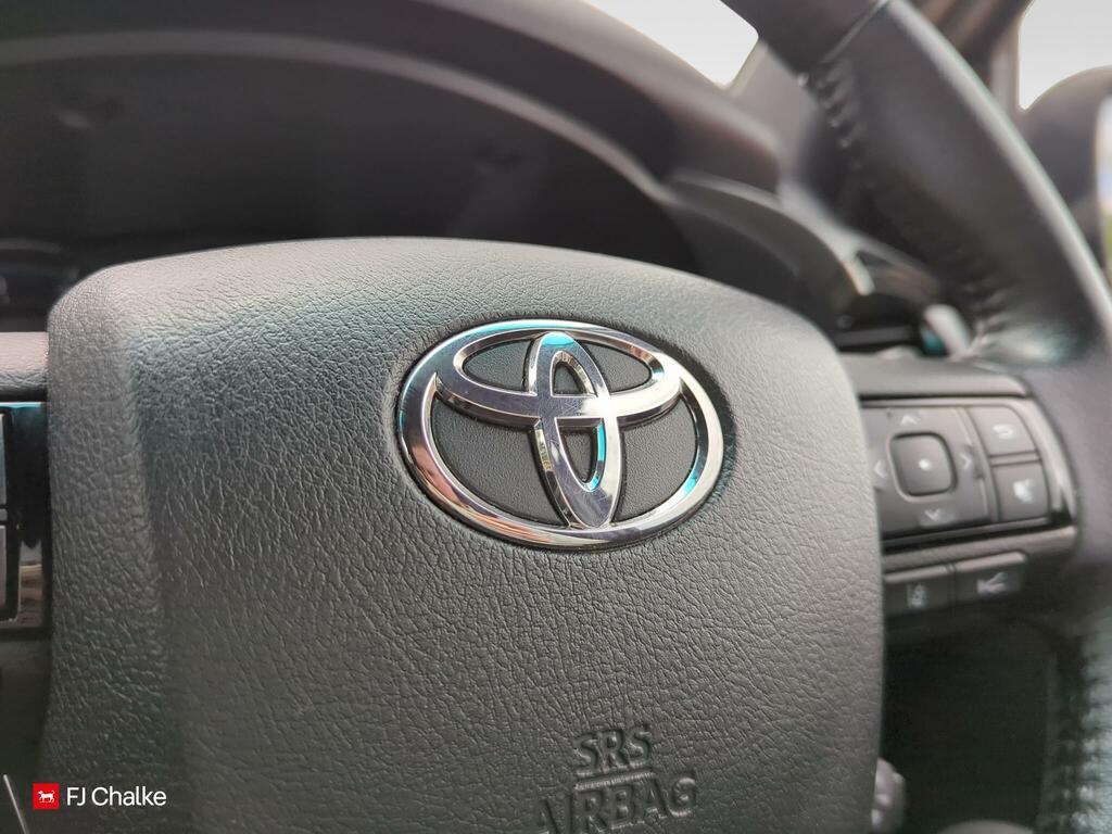 Toyota HILUX 2.8 D-4d Invincible X Double Cab Pickup 4Wd E Black #23