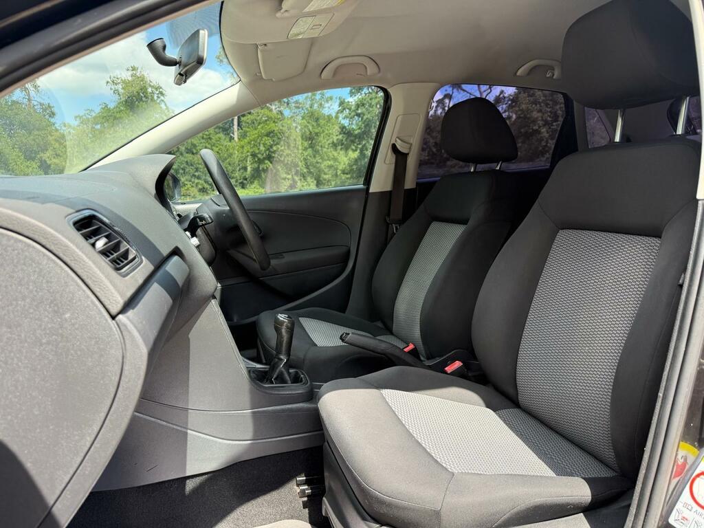 Volkswagen Polo Sel Previous Silver #23