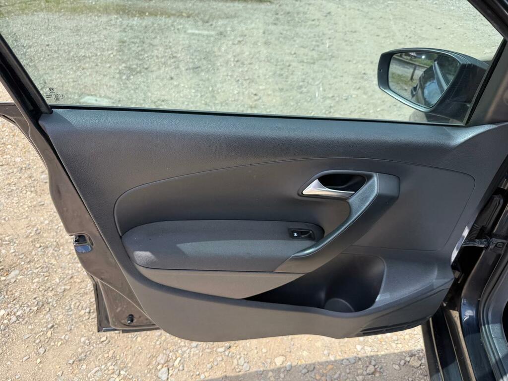 Volkswagen Polo Sel Previous Silver #18