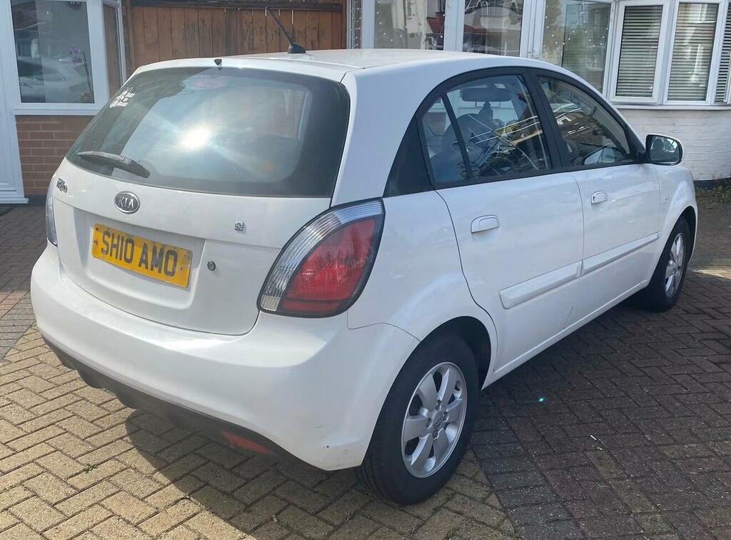 Kia RIO 2 White #5