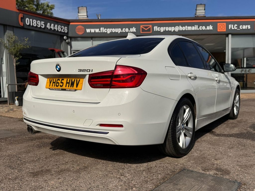 BMW 3 Series 2L Sport YH65HWV White #3