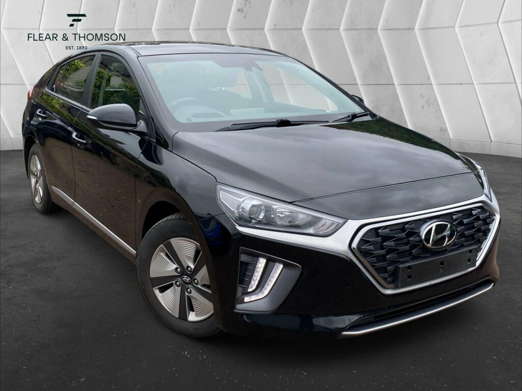 Hyundai Ioniq 1.6 H-gdi Se Connect Hatchback Hybrid D Black