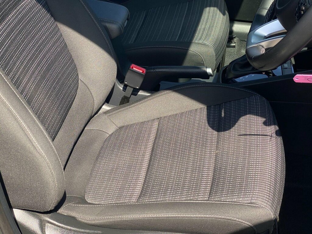 Kia Stonic 1.0T Gdi 98 2 Dct Red #25
