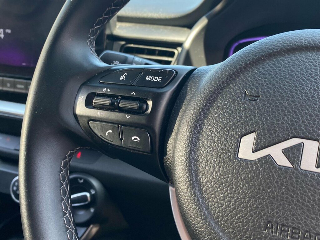 Kia Stonic 1.0T Gdi 98 2 Dct Red #20