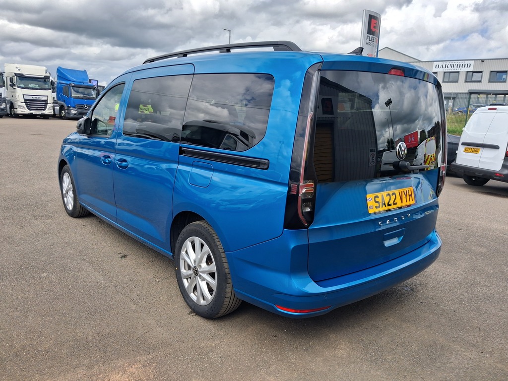 Volkswagen Caddy Maxi 1.5 Tsi 114Ps Commerce Pro Van Dsg Red #8