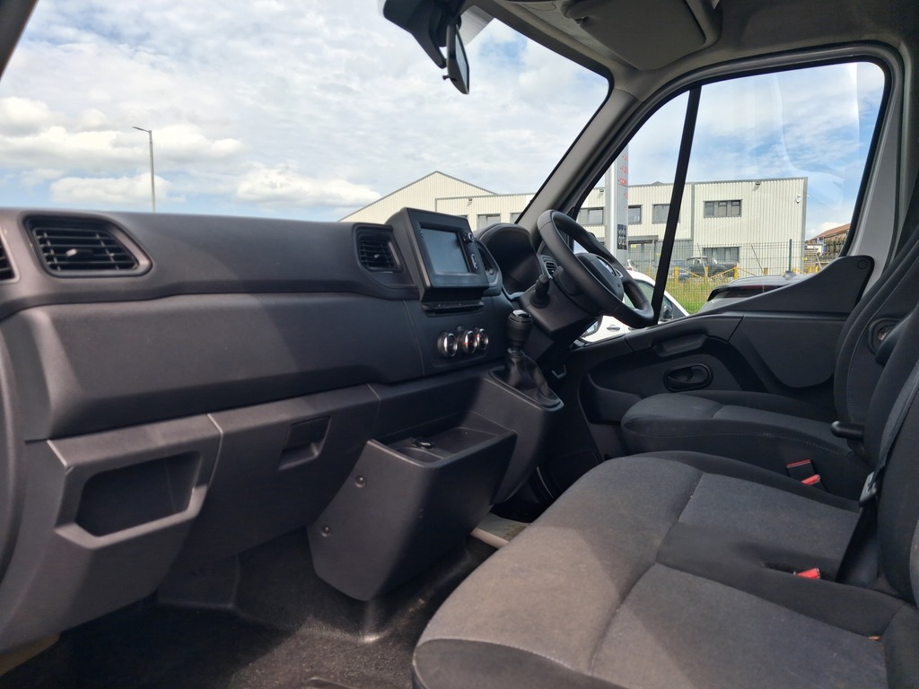 Renault Master Master 2.3 Dci 35 Business Fwd Lwb Medium Roof Eu Grey #10