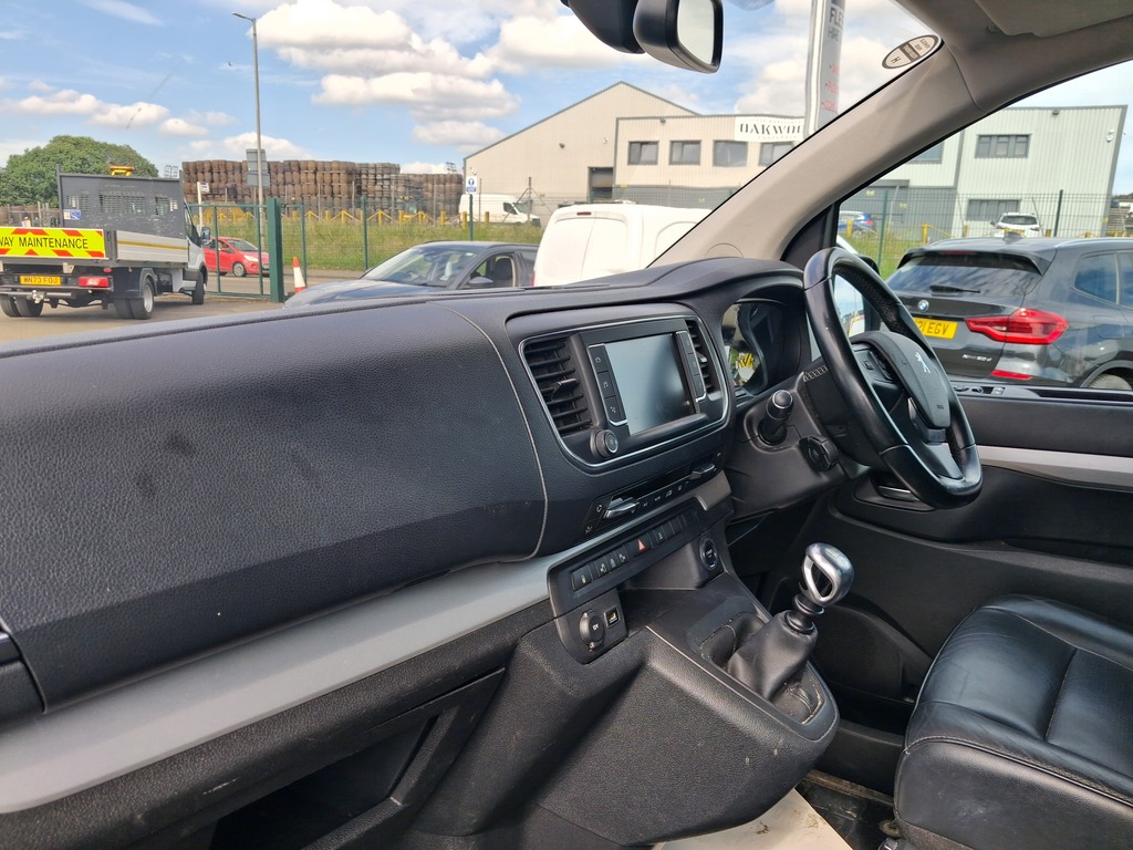 Peugeot Traveller Bluehdi Ss Active Brown #11