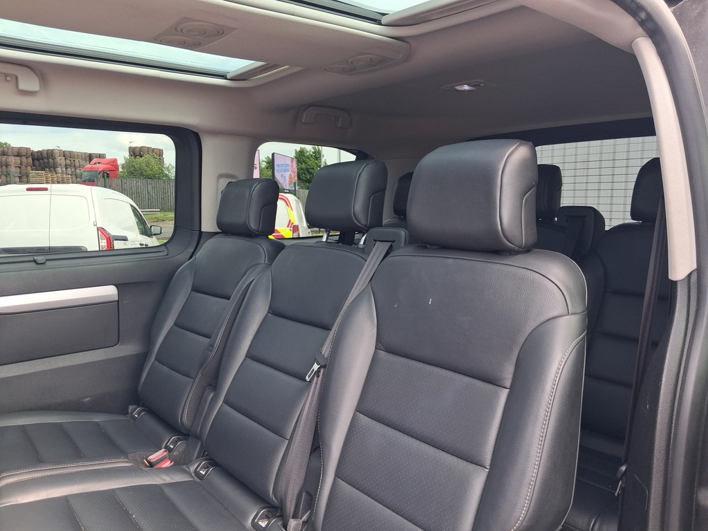Peugeot Traveller Bluehdi Ss Active Brown #10