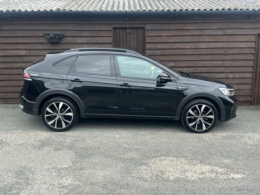Volkswagen Taigo 1.0 Tsi R-line Dsg Euro 6 Ss AJ72UPP Black #3