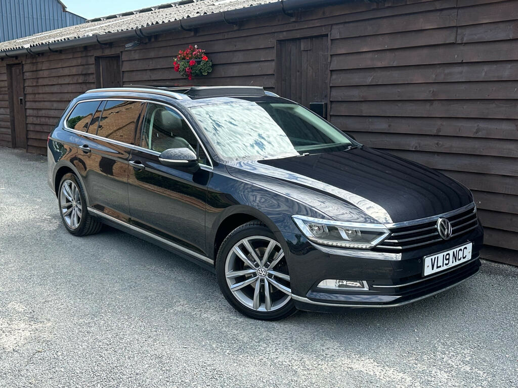 Volkswagen Passat 2.0 Tdi Gt Euro 6 Ss Black