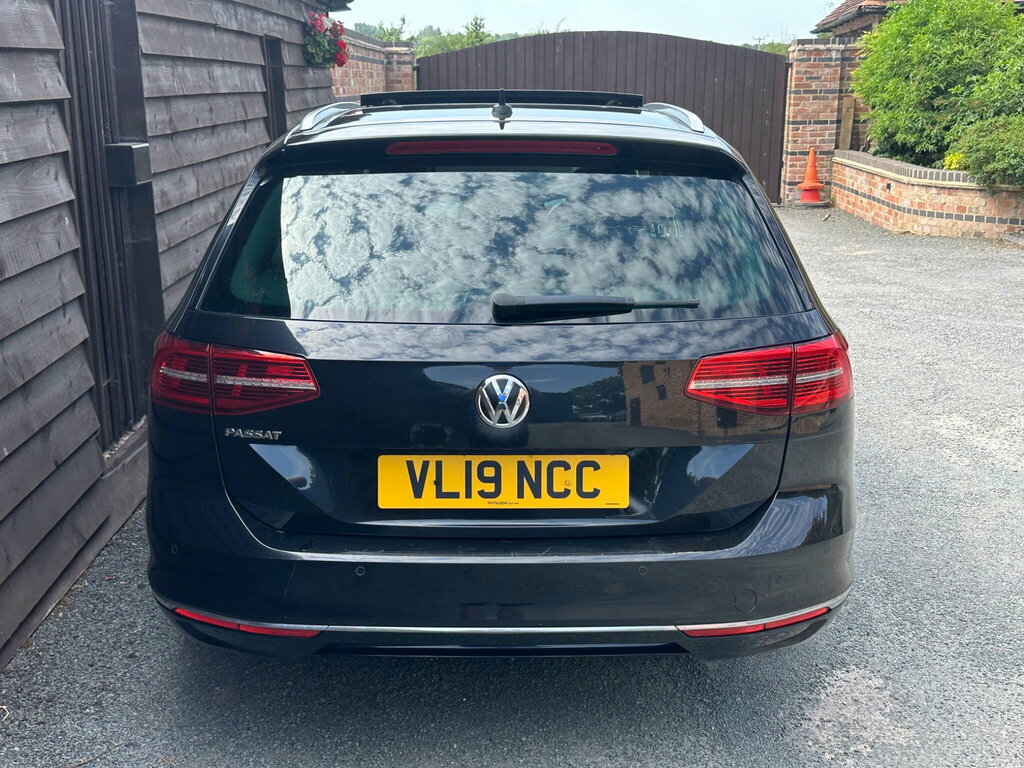 Volkswagen Passat 1.5L Gt Tsi Evo Dsg 148 Bhp White #7