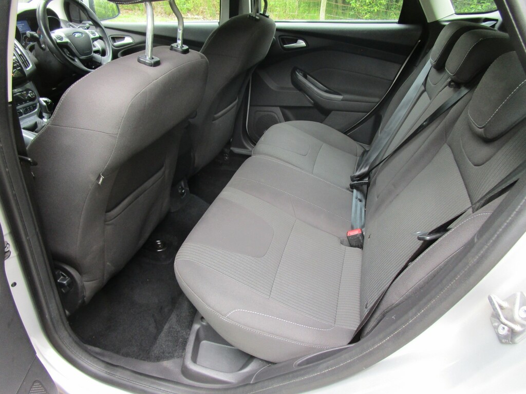 Ford Focus 1.6 Tdci Zetec S Hatchback Euro Grey #18