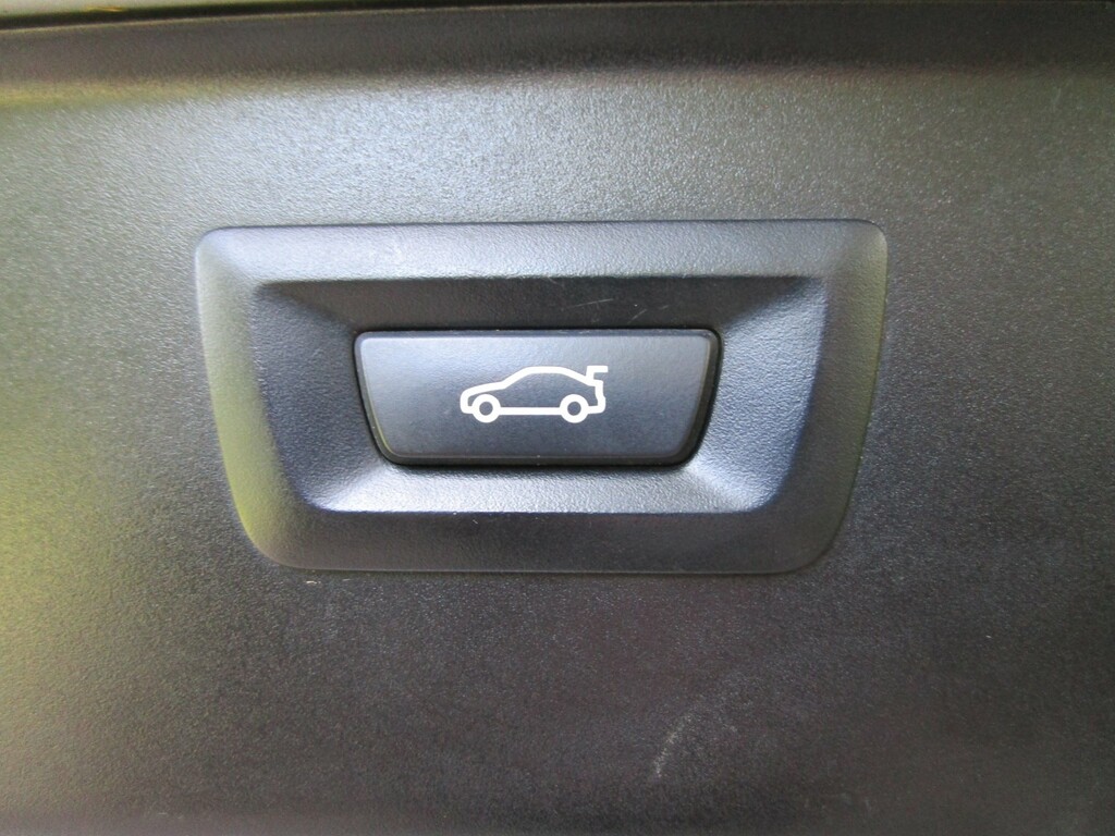 BMW 5 Series 525D Se Step Black #21
