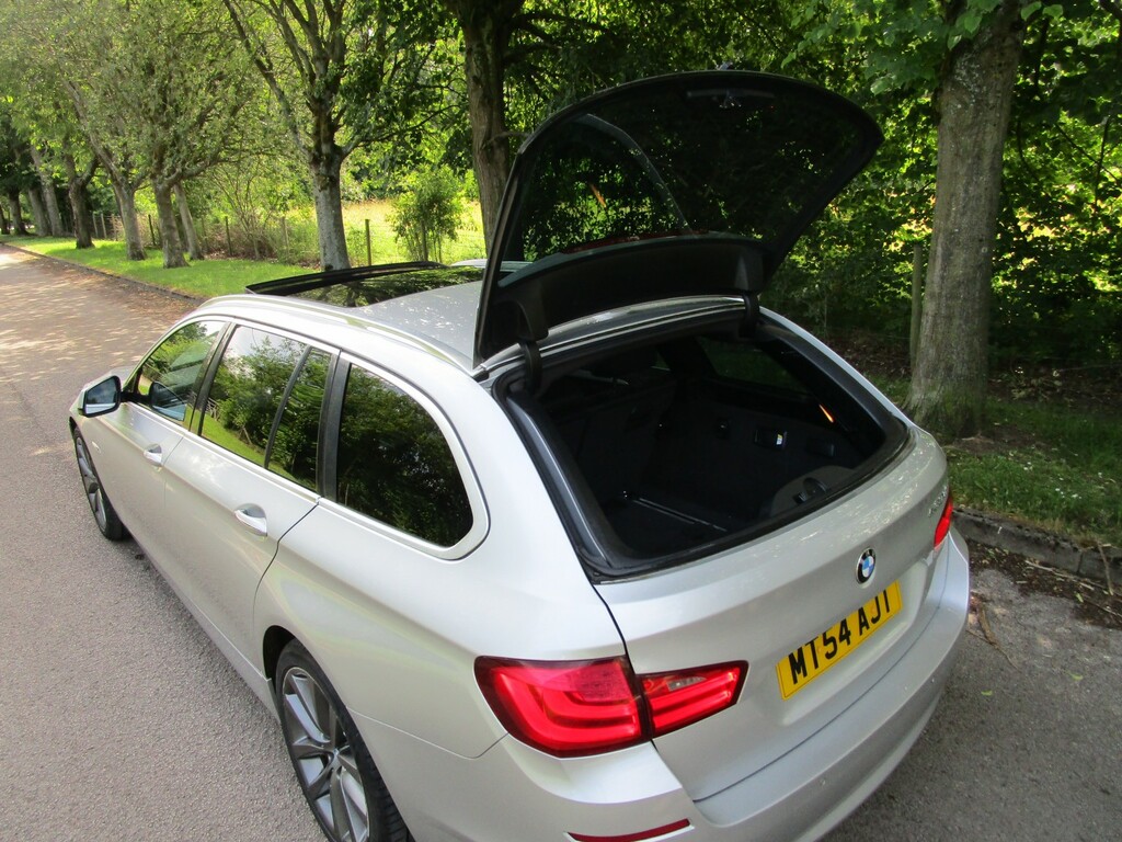 BMW 5 Series 525D Se Step Black #19