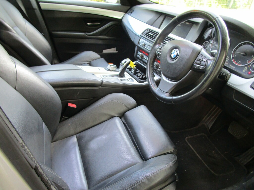 BMW 5 Series 525D Se Step Black #13