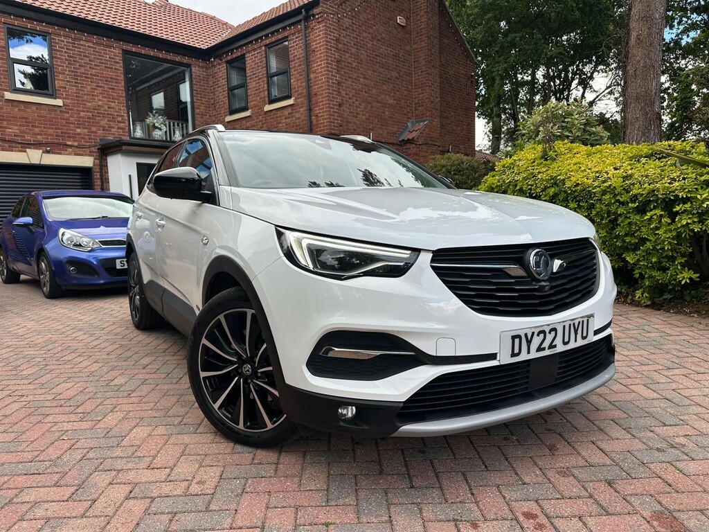 Vauxhall Grandland X Suv White