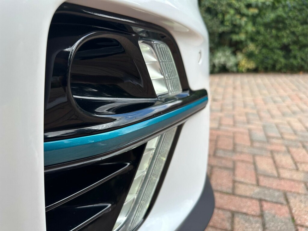 Kia e-Niro 100Kw 2 39Kwh White #40