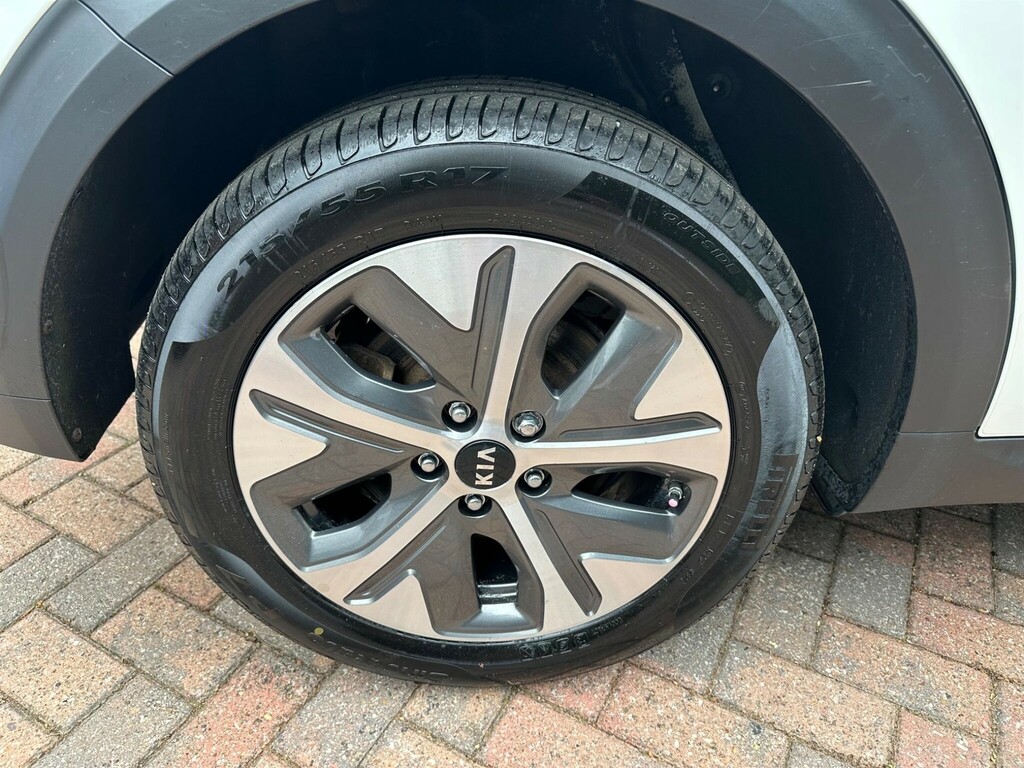Kia e-Niro 100Kw 2 39Kwh White #24