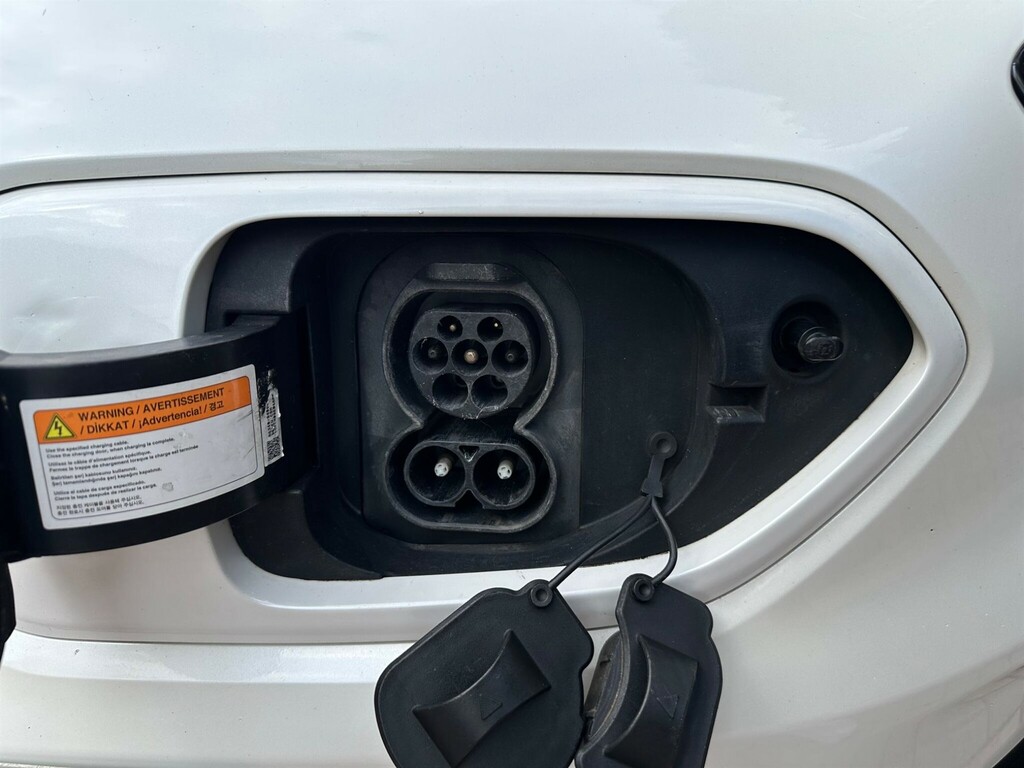 Kia e-Niro 100Kw 2 39Kwh White #23