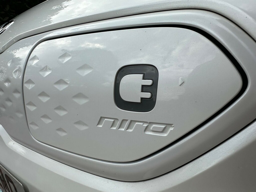 Kia e-Niro 100Kw 2 39Kwh White #37