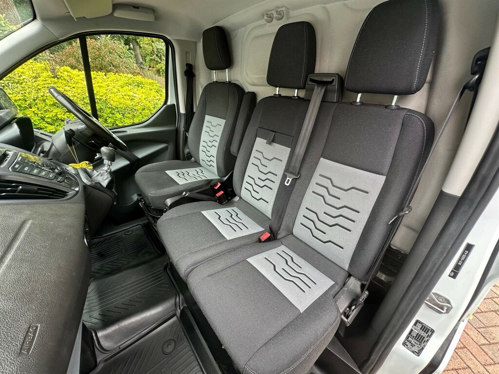 Ford Transit Custom Transit Custom 290 Limited White #24