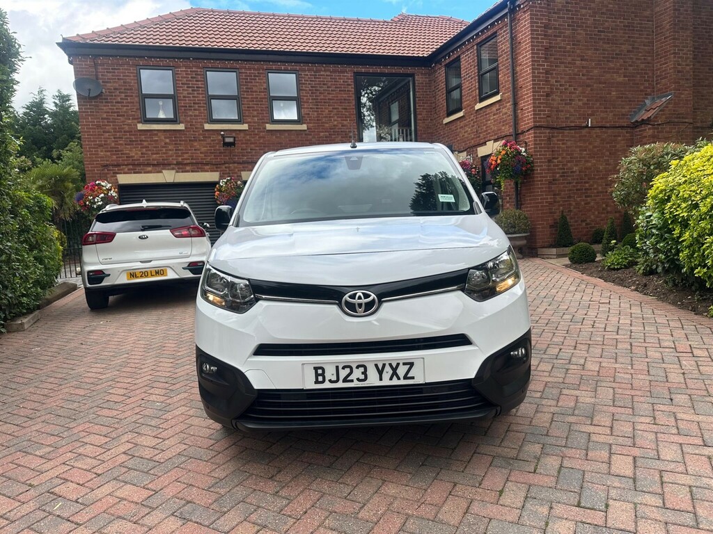 Toyota PROACE Mpv White #2