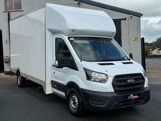 Ford Transit Custom 350 Leader Ecoblue L4 2.0L 128 Bhp White