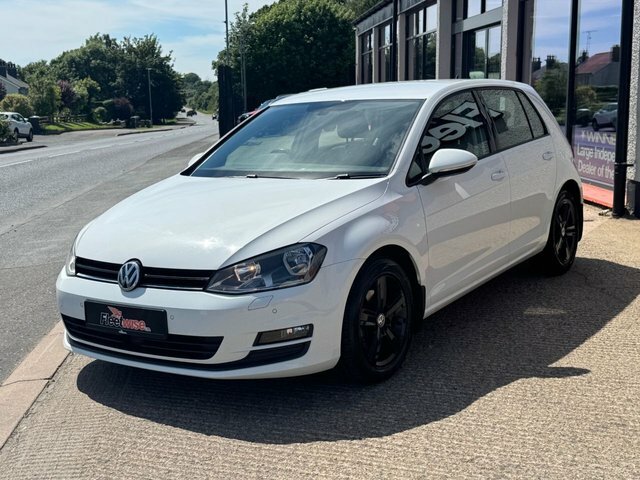 Volkswagen Golf 2.0 Tdi Bluemotion Tech Match Edition Hatchback SK66YBG White #3
