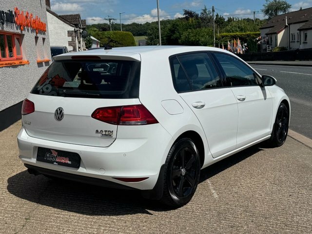 Volkswagen Golf 2.0 Tdi Bluemotion Tech Match Edition Hatchback SK66YBG White #4