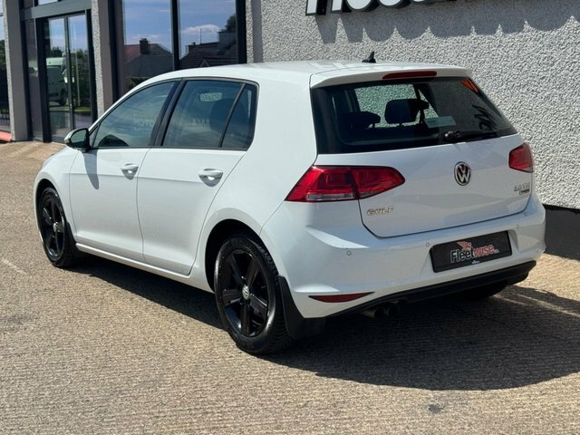 Volkswagen Golf 2.0 Tdi Bluemotion Tech Match Edition Hatchback SK66YBG White #6