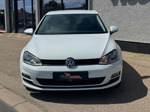 Volkswagen Golf 2.0 Tdi Bluemotion Tech Match Edition Hatchback SK66YBG White #2
