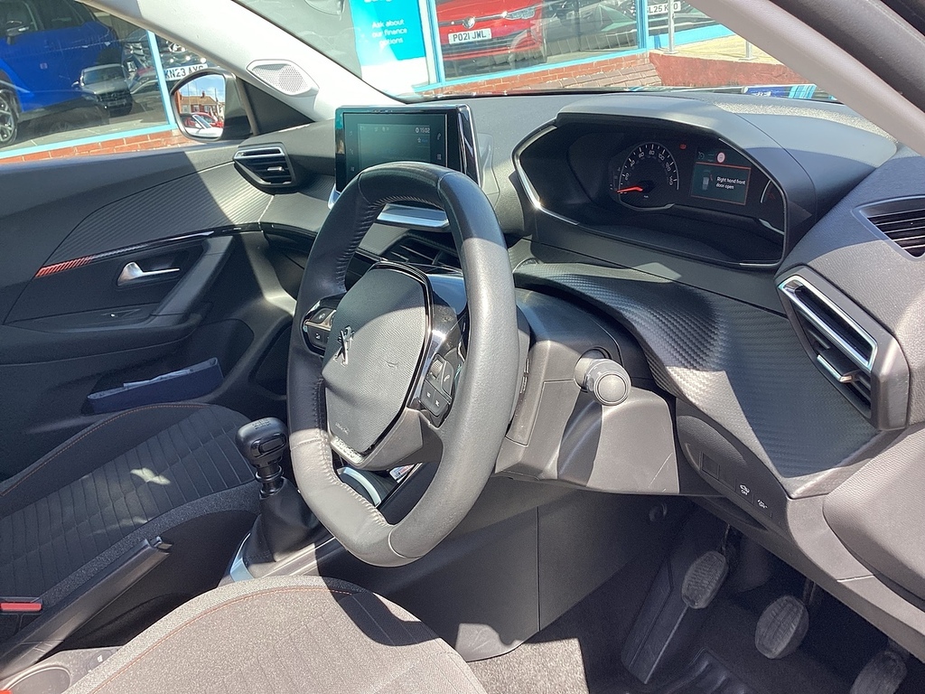 Peugeot 2008 Puretech Active Premium KP71DJX Grey #6