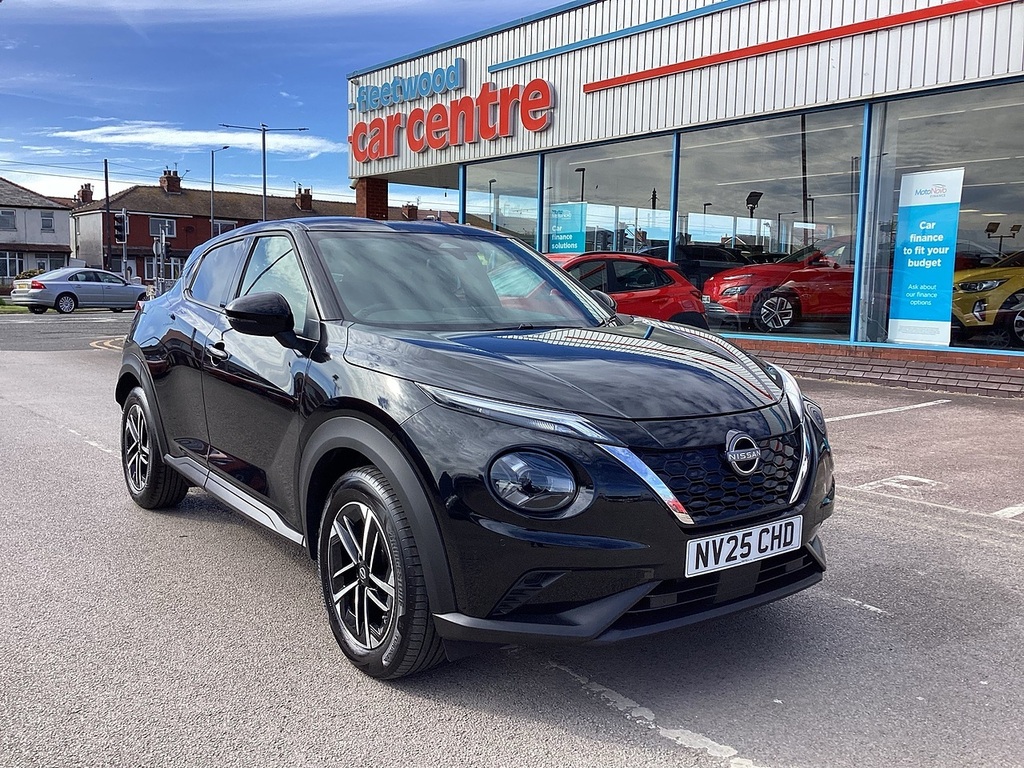 Nissan Juke N-connecta Black