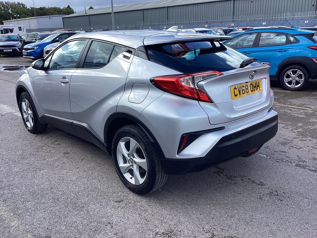 Toyota C-Hr Vvt-i Icon CV68OHH Silver #2