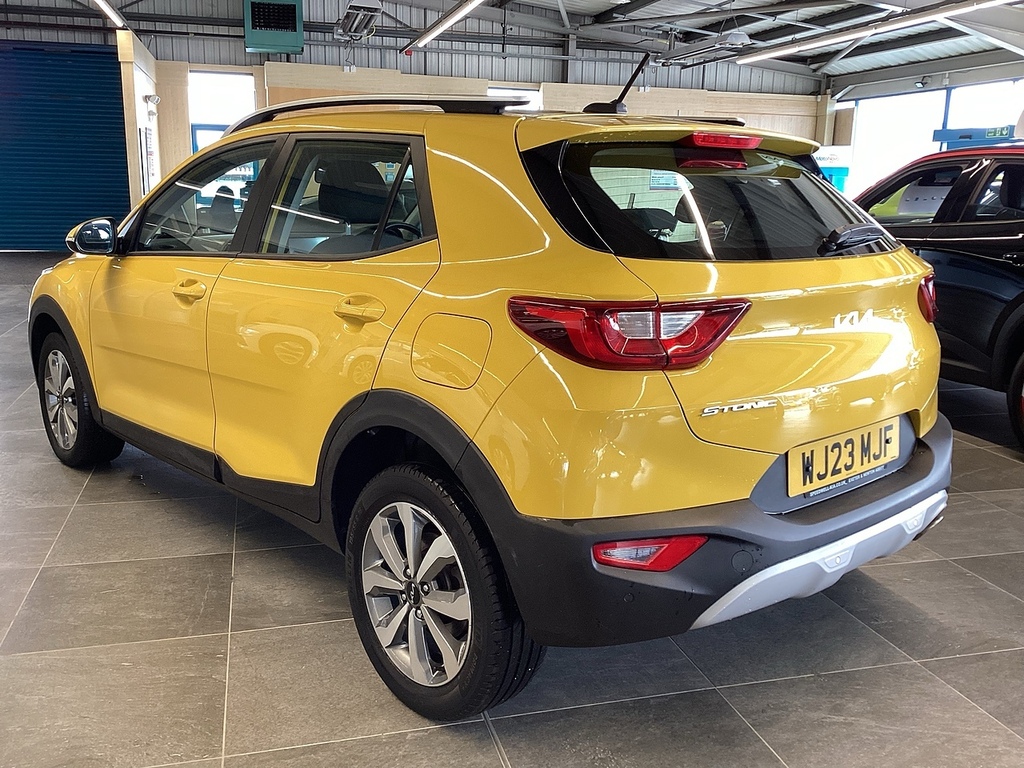 Kia Stonic T-gdi 2 Yellow #3
