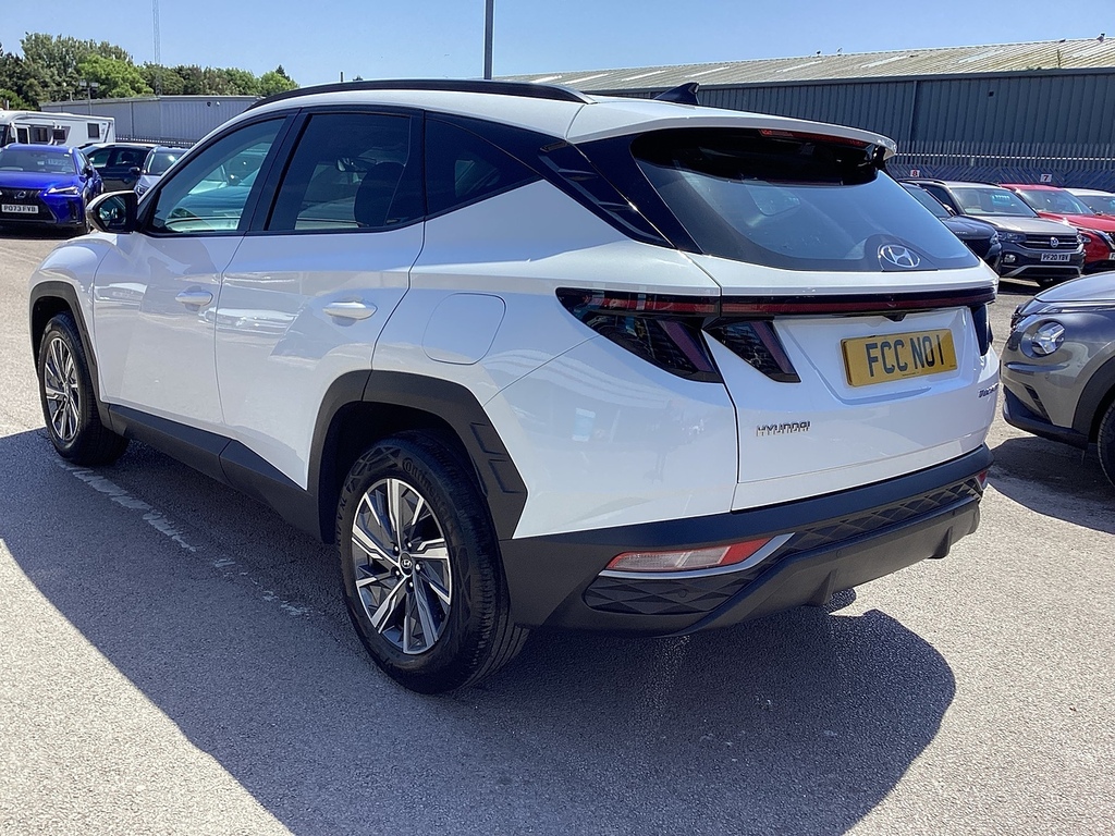 Hyundai Tucson T-gdi Se Connect YUI6562 White #2