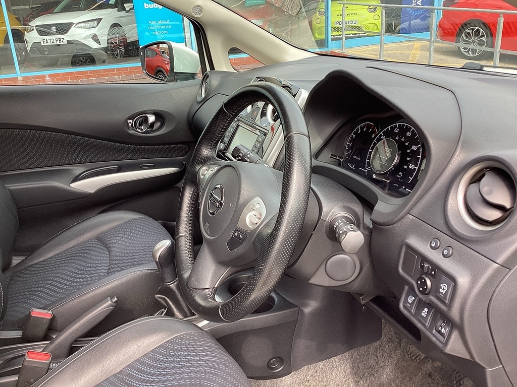 Nissan Note Dig-s Tekna White #6