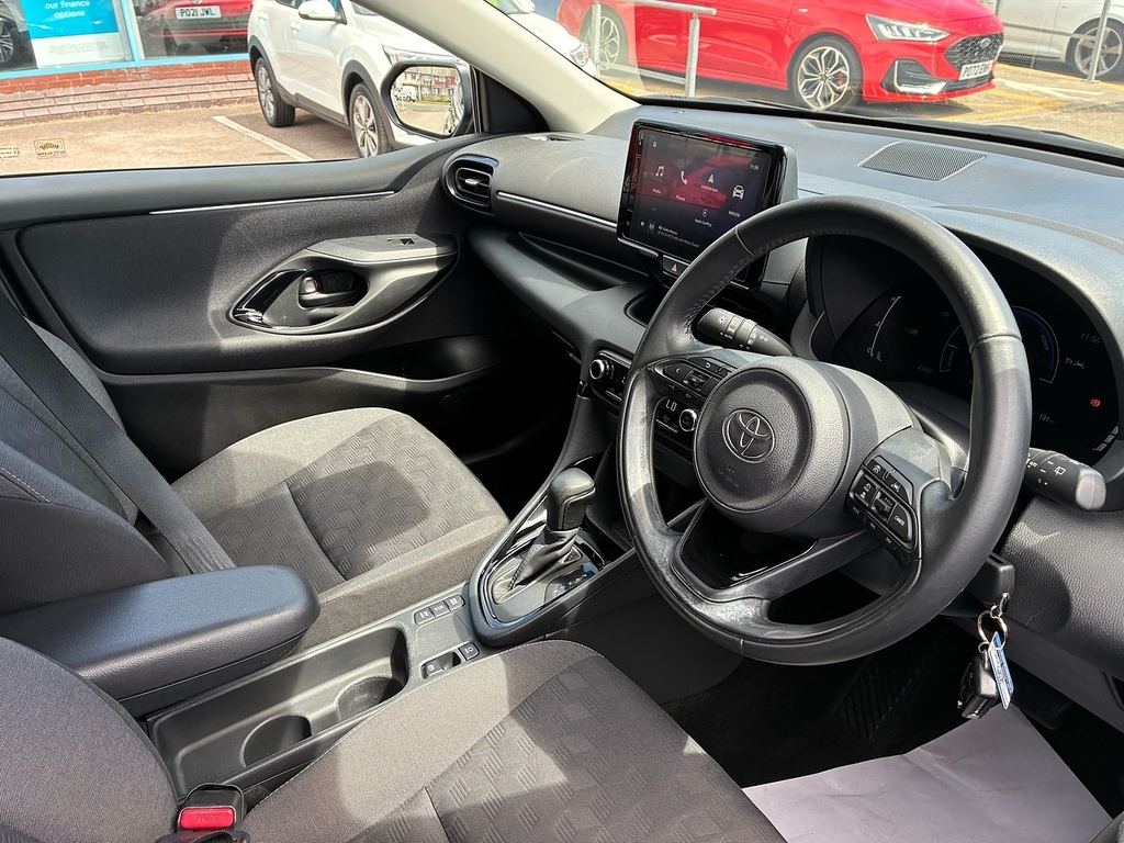Toyota Yaris Vvt-h Design YB24NMM Grey #5