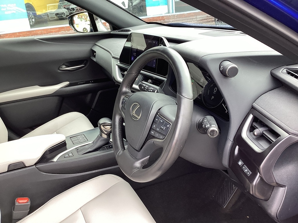 Lexus UX 250H F Sport Design CMZ6314 Blue #6