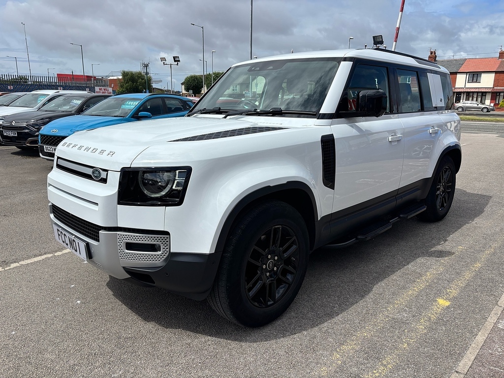 Land Rover Defender 110 Sd4 Se White #2