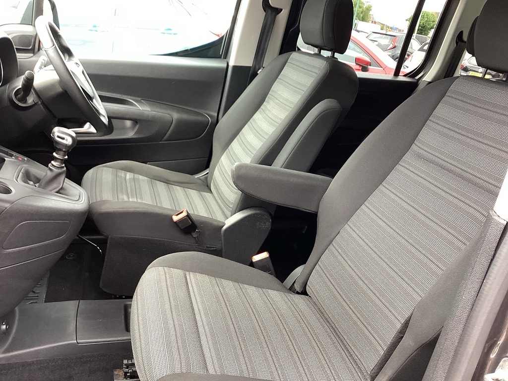 Vauxhall Combo Life 1.5 Turbo D 130 Se Blue #27
