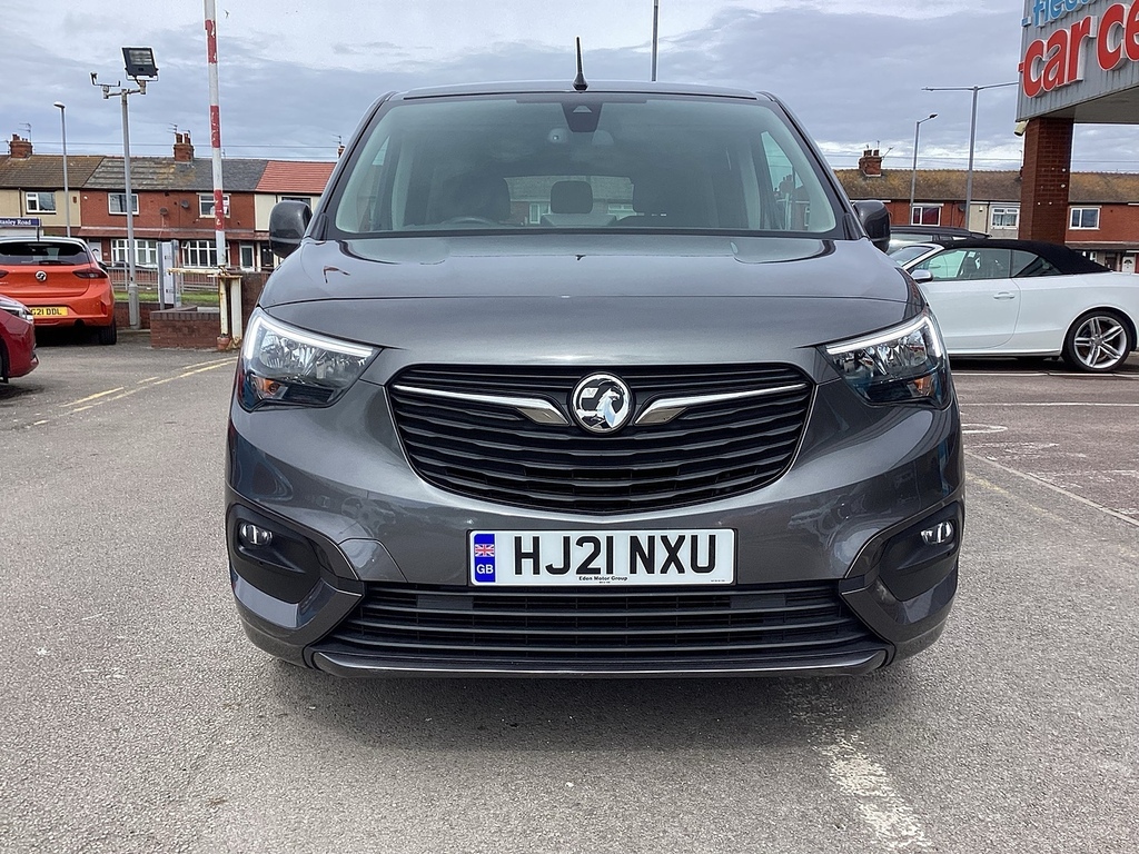 Vauxhall Combo Life 1.5 Turbo D 130 Se Blue #24