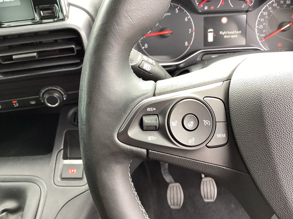 Vauxhall Combo Life 1.5 Turbo D 130 Se Blue #19